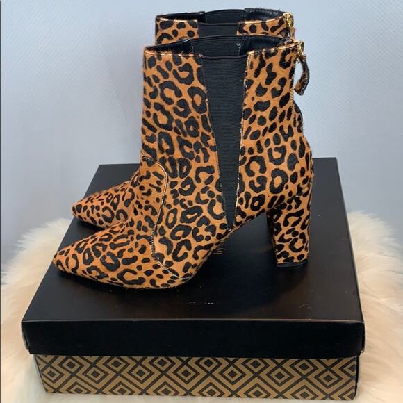 Neiman Marcus Leopard Fur Ankle Booties - Picture 8 of 8